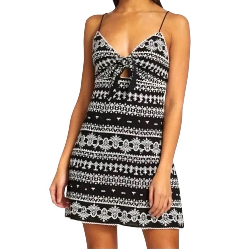 NEW W TAGS! Alice + Olivia Dress